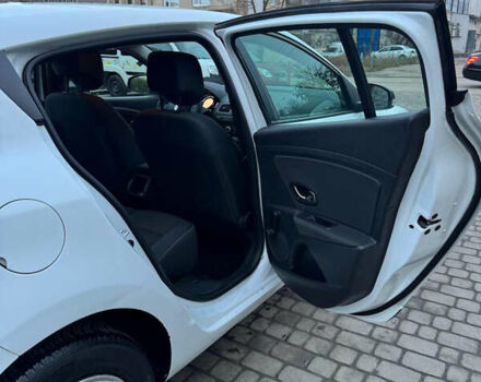 Белый Рено Меган, объемом двигателя 1.5 л и пробегом 164 тыс. км за 7750 $, фото 58 на Automoto.ua