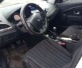 Белый Рено Меган, объемом двигателя 1.5 л и пробегом 230 тыс. км за 7500 $, фото 14 на Automoto.ua