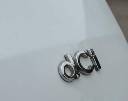 Белый Рено Меган, объемом двигателя 1.5 л и пробегом 231 тыс. км за 8200 $, фото 9 на Automoto.ua