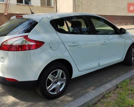 Рено Меган 2014 в Житомире на Automoto.ua Белый Рено Меган, объемом двигателя 1.5 л и пробегом 205 тыс. км за 6950 $, фото 34 на Automoto.ua