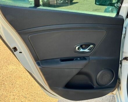 Білий Рено Меган, об'ємом двигуна 1.5 л та пробігом 184 тис. км за 7790 $, фото 16 на Automoto.ua