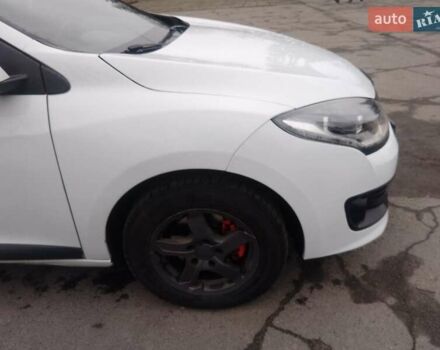 Белый Рено Меган, объемом двигателя 1.46 л и пробегом 242 тыс. км за 6700 $, фото 9 на Automoto.ua