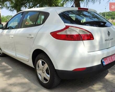 Рено Меган 2014 в Житомире на Automoto.ua Белый Рено Меган, объемом двигателя 1.5 л и пробегом 205 тыс. км за 6950 $, фото 33 на Automoto.ua