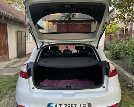 Білий Рено Меган, об'ємом двигуна 1.46 л та пробігом 265 тис. км за 8000 $, фото 8 на Automoto.ua