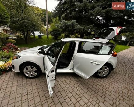 Белый Рено Меган, объемом двигателя 1.5 л и пробегом 173 тыс. км за 8200 $, фото 22 на Automoto.ua