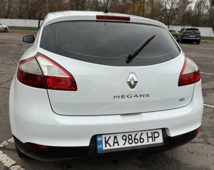 Белый Рено Меган, объемом двигателя 1.5 л и пробегом 239 тыс. км за 6500 $, фото 4 на Automoto.ua