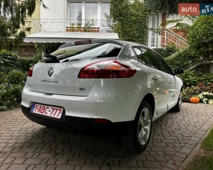 Белый Рено Меган, объемом двигателя 1.5 л и пробегом 173 тыс. км за 8200 $, фото 8 на Automoto.ua