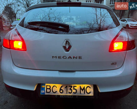 Белый Рено Меган, объемом двигателя 1.5 л и пробегом 164 тыс. км за 7750 $, фото 33 на Automoto.ua