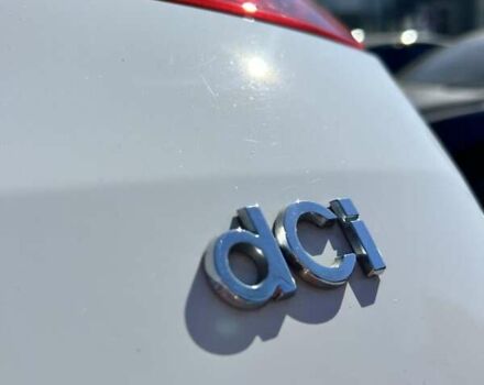 Белый Рено Меган, объемом двигателя 1.5 л и пробегом 231 тыс. км за 8200 $, фото 8 на Automoto.ua