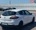 Белый Рено Меган, объемом двигателя 1.46 л и пробегом 245 тыс. км за 7600 $, фото 3 на Automoto.ua