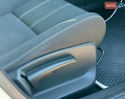 Белый Рено Меган, объемом двигателя 1.5 л и пробегом 184 тыс. км за 7790 $, фото 20 на Automoto.ua