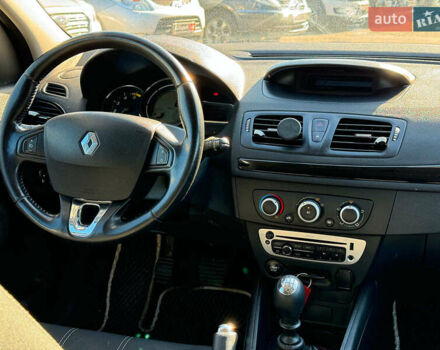 Белый Рено Меган, объемом двигателя 1.5 л и пробегом 184 тыс. км за 7790 $, фото 26 на Automoto.ua