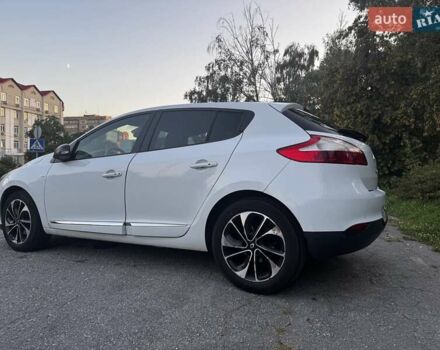 Белый Рено Меган, объемом двигателя 1.5 л и пробегом 246 тыс. км за 10000 $, фото 4 на Automoto.ua