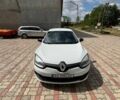 Белый Рено Меган, объемом двигателя 1.5 л и пробегом 250 тыс. км за 6400 $, фото 2 на Automoto.ua