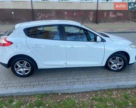 Білий Рено Меган, об'ємом двигуна 1.5 л та пробігом 205 тис. км за 6900 $, фото 15 на Automoto.ua