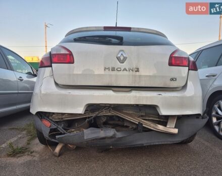 Білий Рено Меган, об'ємом двигуна 1.46 л та пробігом 250 тис. км за 2600 $, фото 9 на Automoto.ua