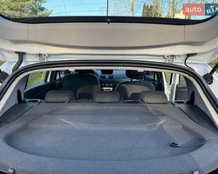 Белый Рено Меган, объемом двигателя 1.5 л и пробегом 164 тыс. км за 7750 $, фото 68 на Automoto.ua