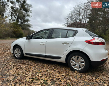 Белый Рено Меган, объемом двигателя 1.46 л и пробегом 205 тыс. км за 7550 $, фото 11 на Automoto.ua