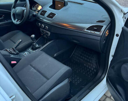 Белый Рено Меган, объемом двигателя 1.5 л и пробегом 164 тыс. км за 7750 $, фото 63 на Automoto.ua