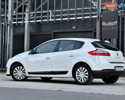 Белый Рено Меган, объемом двигателя 1.5 л и пробегом 291 тыс. км за 7990 $, фото 5 на Automoto.ua