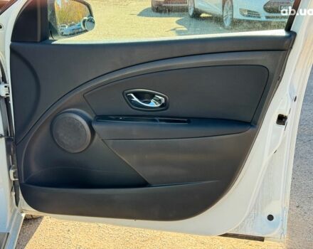 Білий Рено Меган, об'ємом двигуна 1.5 л та пробігом 184 тис. км за 7790 $, фото 21 на Automoto.ua