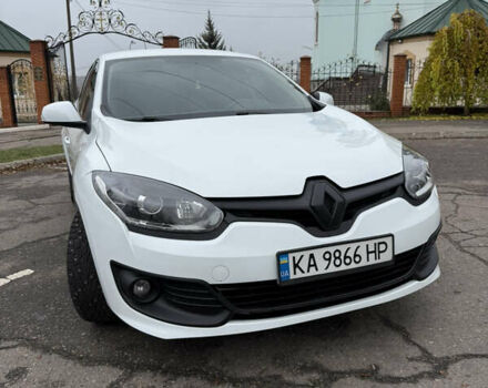 Белый Рено Меган, объемом двигателя 1.5 л и пробегом 239 тыс. км за 6500 $, фото 1 на Automoto.ua