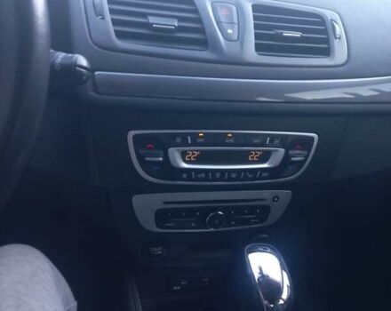 Белый Рено Меган, объемом двигателя 1.46 л и пробегом 208 тыс. км за 9500 $, фото 4 на Automoto.ua