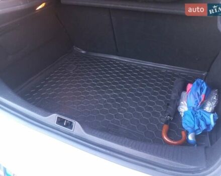 Белый Рено Меган, объемом двигателя 1.46 л и пробегом 208 тыс. км за 9500 $, фото 6 на Automoto.ua