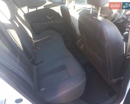 Белый Рено Меган, объемом двигателя 1.46 л и пробегом 208 тыс. км за 9500 $, фото 17 на Automoto.ua