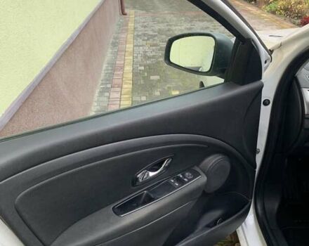 Белый Рено Меган, объемом двигателя 1.5 л и пробегом 314 тыс. км за 7700 $, фото 10 на Automoto.ua