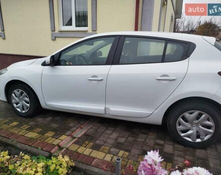 Белый Рено Меган, объемом двигателя 1.5 л и пробегом 314 тыс. км за 7700 $, фото 9 на Automoto.ua