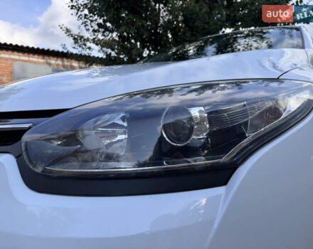 Білий Рено Меган, об'ємом двигуна 1.46 л та пробігом 158 тис. км за 8400 $, фото 39 на Automoto.ua
