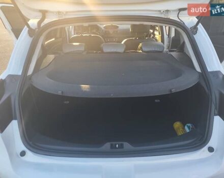 Білий Рено Меган, об'ємом двигуна 1.46 л та пробігом 188 тис. км за 9600 $, фото 10 на Automoto.ua