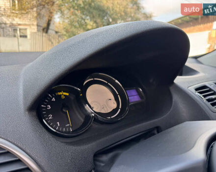 Білий Рено Меган, об'ємом двигуна 1.46 л та пробігом 158 тис. км за 8400 $, фото 12 на Automoto.ua