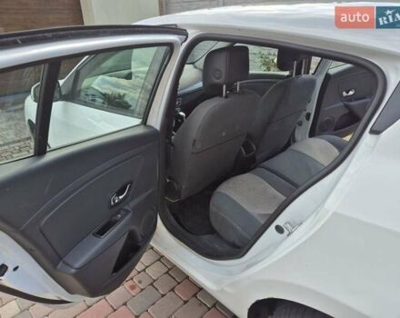 Белый Рено Меган, объемом двигателя 1.46 л и пробегом 203 тыс. км за 9500 $, фото 12 на Automoto.ua