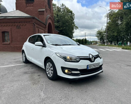 Белый Рено Меган, объемом двигателя 1.5 л и пробегом 225 тыс. км за 8600 $, фото 23 на Automoto.ua