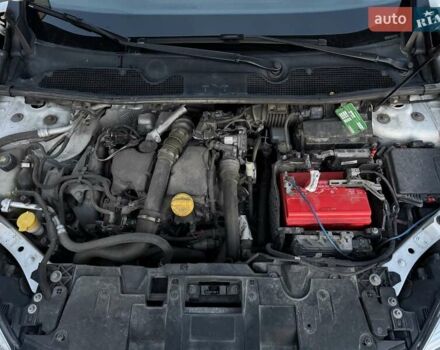 Белый Рено Меган, объемом двигателя 1.46 л и пробегом 336 тыс. км за 8000 $, фото 22 на Automoto.ua