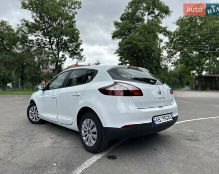 Белый Рено Меган, объемом двигателя 1.5 л и пробегом 225 тыс. км за 8600 $, фото 9 на Automoto.ua