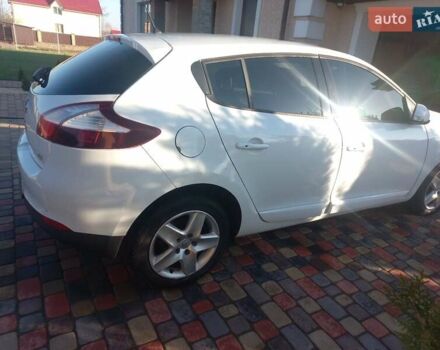 Белый Рено Меган, объемом двигателя 1.46 л и пробегом 208 тыс. км за 9500 $, фото 19 на Automoto.ua