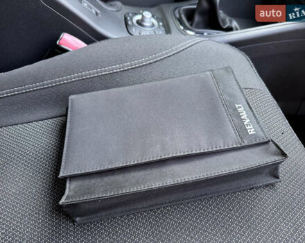 Білий Рено Меган, об'ємом двигуна 1.46 л та пробігом 158 тис. км за 8400 $, фото 36 на Automoto.ua