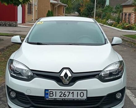 Белый Рено Меган, объемом двигателя 1.6 л и пробегом 87 тыс. км за 9600 $, фото 4 на Automoto.ua
