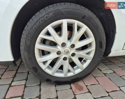 Белый Рено Меган, объемом двигателя 1.46 л и пробегом 203 тыс. км за 9500 $, фото 17 на Automoto.ua