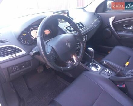 Белый Рено Меган, объемом двигателя 1.46 л и пробегом 208 тыс. км за 9500 $, фото 7 на Automoto.ua