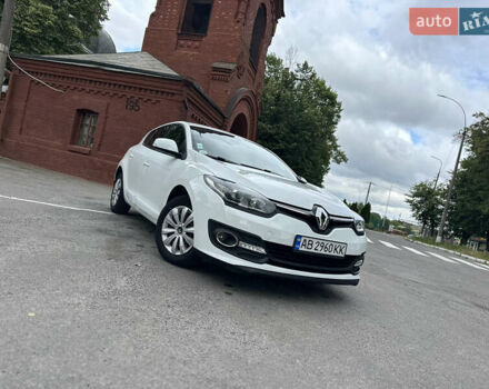 Белый Рено Меган, объемом двигателя 1.5 л и пробегом 225 тыс. км за 8600 $, фото 3 на Automoto.ua