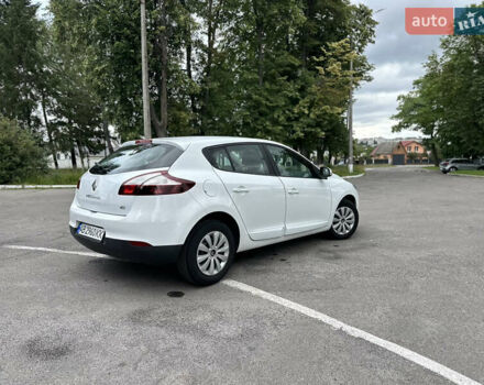 Белый Рено Меган, объемом двигателя 1.5 л и пробегом 225 тыс. км за 8600 $, фото 19 на Automoto.ua