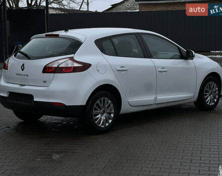 Білий Рено Меган, об'ємом двигуна 1.5 л та пробігом 216 тис. км за 7400 $, фото 9 на Automoto.ua