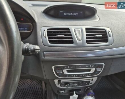 Белый Рено Меган, объемом двигателя 1.46 л и пробегом 203 тыс. км за 9500 $, фото 20 на Automoto.ua