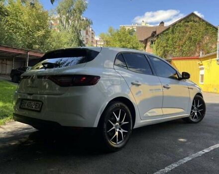 Белый Рено Меган, объемом двигателя 1.46 л и пробегом 240 тыс. км за 9500 $, фото 3 на Automoto.ua