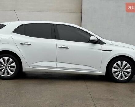 Белый Рено Меган, объемом двигателя 1.46 л и пробегом 195 тыс. км за 9950 $, фото 11 на Automoto.ua