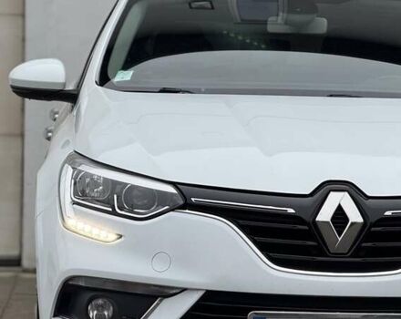 Белый Рено Меган, объемом двигателя 1.46 л и пробегом 195 тыс. км за 9950 $, фото 16 на Automoto.ua